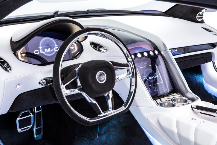 GLM G4（インストゥルメントパネルまわり、写真＝GLM）