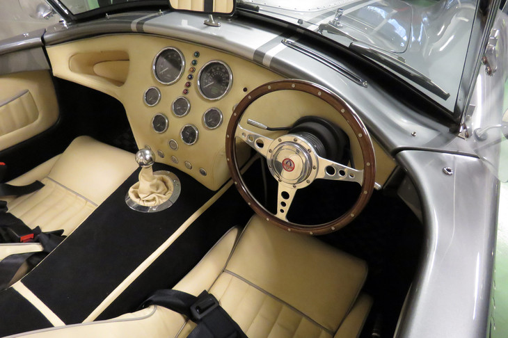 AK427（インテリア）