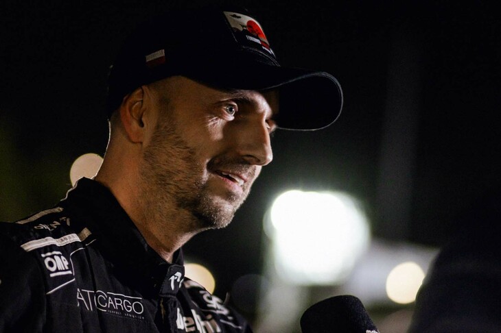 ポーランドのカエタン・カエタノビッチは、見た目はコワモテだけど実はいい人。去年はボクの目の前で大クラッシュ。今年は総合9位、クラス3位でフィニッシュした。