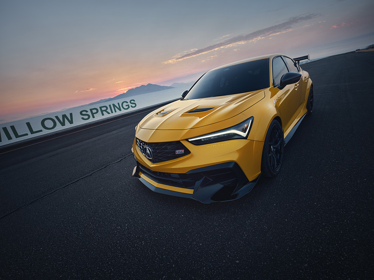 2024年にお披露目されたコンセプトカーの「インテグラ タイプS HRC」。エンジンやサスペンションなどにレースカーと同じコンポーネンツを採用し、ストリートとトラックの両方に特化したとされている。