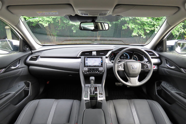 ホンダ・シビックセダン（インテリア）