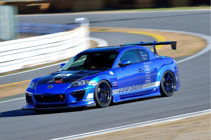 K氏と職人の理想は、こういうクルマか。（写真＝池之平昌信）