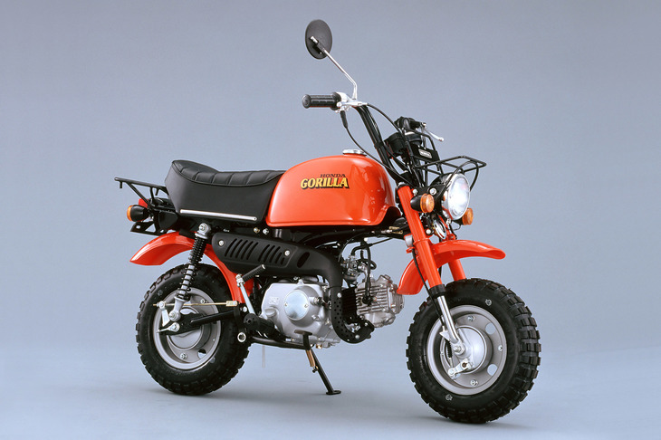 1978年に登場した「ホンダ・ゴリラ」。大型の燃料タンクや4段の湿式多板式トランスミッションなど、「モンキー」より本格的な装備が特徴だった。