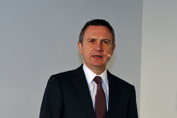 
	内覧会には、BMWジャパンのペーター・クロンシュナーブル代表取締役社長も出席。「BMW GROUP Tokyo Bay」を含む、都市圏の投資案件について説明した。
	