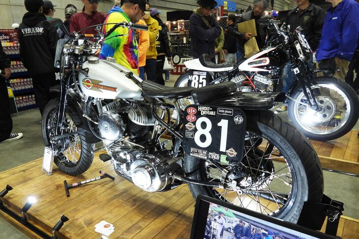 クラシックバイクのレースで活躍する、45powerの「ハーレーダビッドソンWL750」。