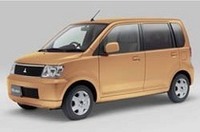 三菱、女性向け特別仕様車「eKワゴン・ブルームエディション」発売