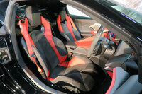 GMが新型「シボレー・コルベットZ06」を日本導入　最高出力646PSの高性能スポーツモデルの画像