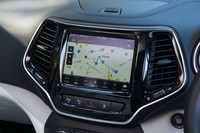 インフォテインメントシステムは「Apple CarPlay」と「Android Auto」に対応した、最新世代のものにアップデートされている。