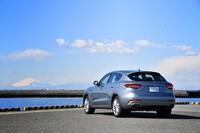 「レヴァンテ」には、エントリーモデルにあたる直4の「GT」のほか、V6モデル「モデナ／モデナS」、V8モデル「トロフェオ」がラインナップされている。