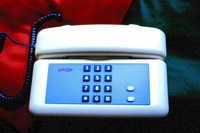 無収入の学生だったにもかかわらず、筆者が納税者番号を取得したきっかけは電話開設だった。これはわが家に置かれていた電話機。デザインはジウジアーロである。