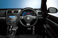 “ゴルフ史上最強”、新しい｢VWゴルフR32｣発売の画像