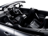 4人乗りオープン「プジョー308CC」が国内デビューの画像