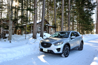 「CX-5 XD Lパッケージ」4WD仕様の車重は1650kg（サンルーフ装着車）。同グレードのFF車と比較すると60kg重い。