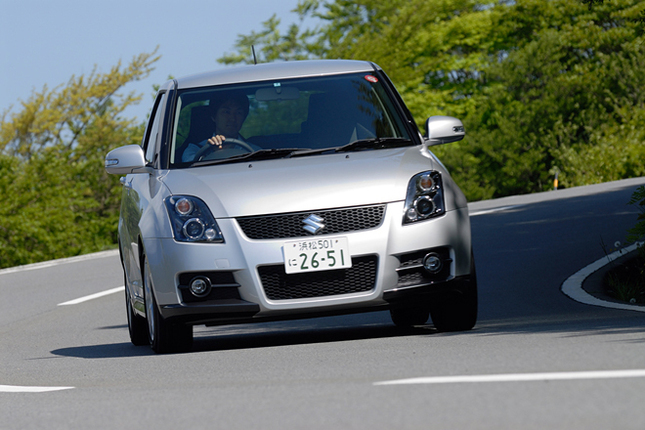 【スペック】全長×全幅×全高＝3765×1690×1510mm／ホイールベース＝2390mm／車重＝1060kg／駆動方式＝FF／1.6リッター直4DOHC16バルブ（125ps/6800rpm、15.1kgm/4800rpm）／価格＝162万7500円（テスト車＝178万5000円／メーカーセットオプション＝15万7500円）