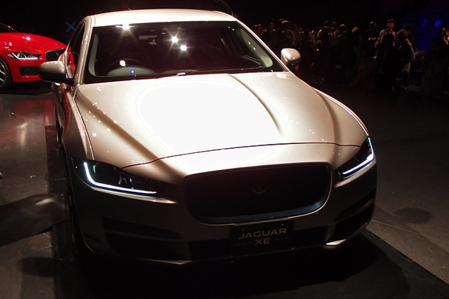 ジャガーXE 内装・外装など25枚 【画像・写真】 - webCG