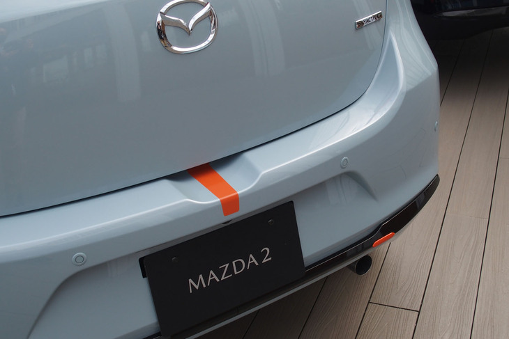 マツダ2 15 BD ROOKIE DRIVE架装車（リアまわり）