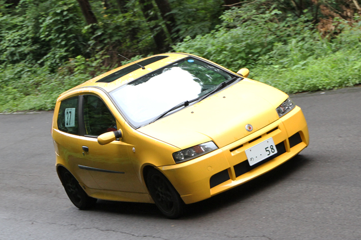 2001年「フィアット・プントHGTアバルト」。