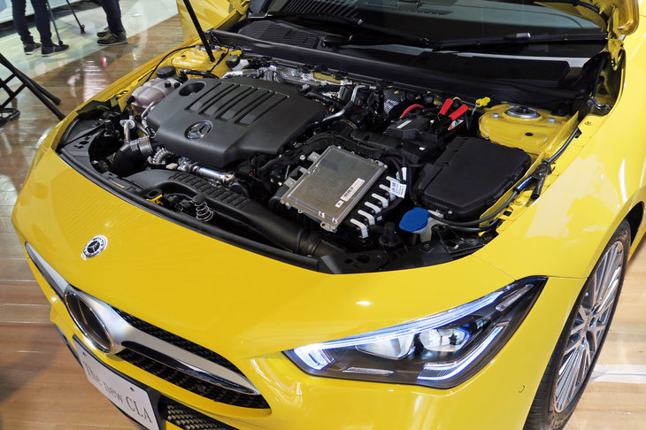 メルセデス・ベンツCLA200dシューティングブレーク（エンジン）