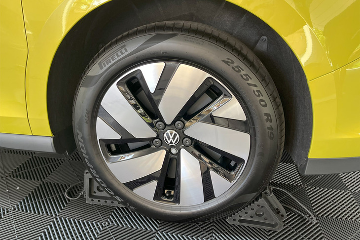 フォルクスワーゲンID.Buzz（リアホイール）