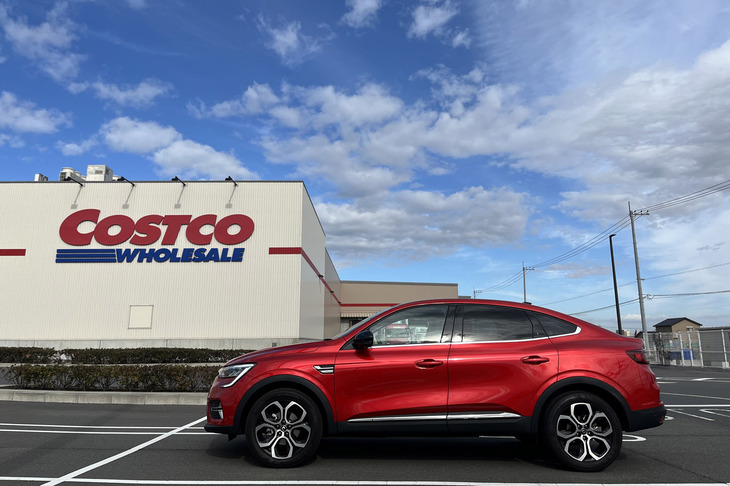 2020年にオープンした会員制スーパー、コストコ木更津倉庫店に到着。ドライブ帰りに食品と日用品を調達することにした。