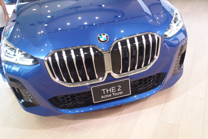 218dアクティブツアラーMスポーツ（フロントマスク）