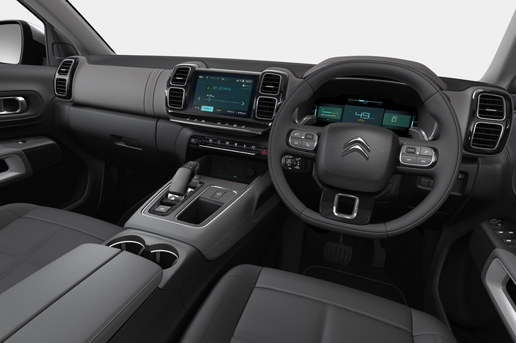 「シトロエンC5エアクロスSUVプラグインハイブリッド」のインテリア。車内の空気を自動的に清浄化するAQS（エアクオリティーシステム）を標準装備している。