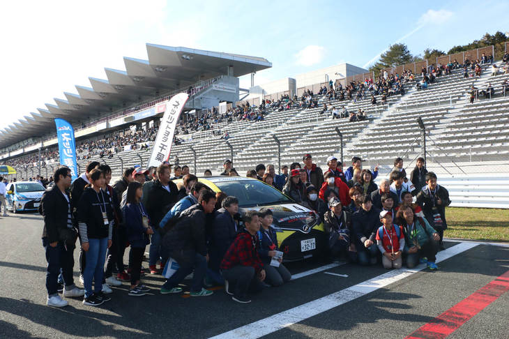 同イベントで行われた唯一のレースが「TGR Nets Cup Vitz Race2018」のグランドファイナルだ。地区戦の後に行われる最終レースで、各地より勝ち上がったアマチュアレーサーたちによる熱戦が繰り広げられた。