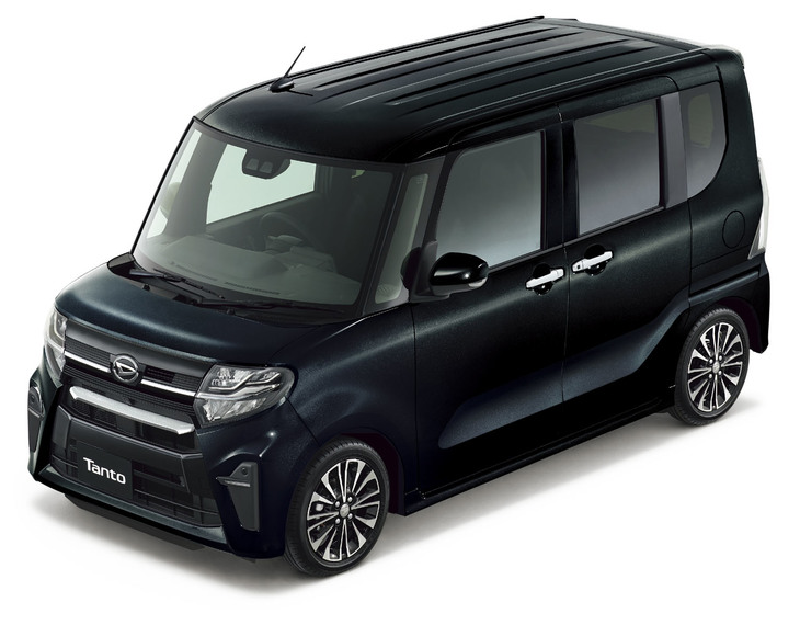 こちらのボディーカラーも新色の「パールブラック」。