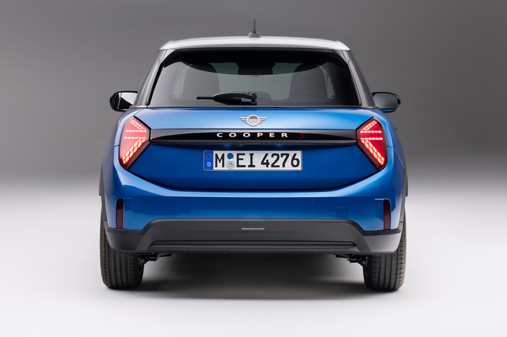 MINIクーパーS 5ドア（リア）