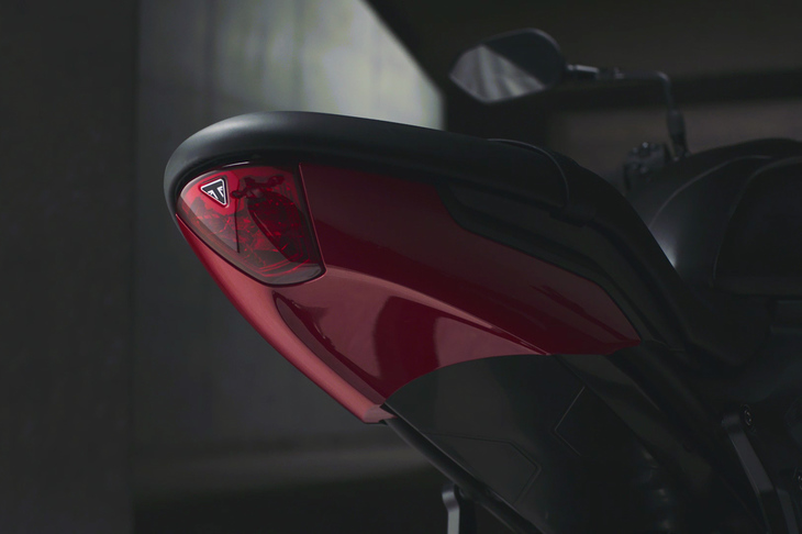 トライアンフ・トライデント660