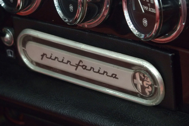 アルファ・ロメオ・スパイダー デュエット1300ジュニア（1969年）／Auto Alpha-1