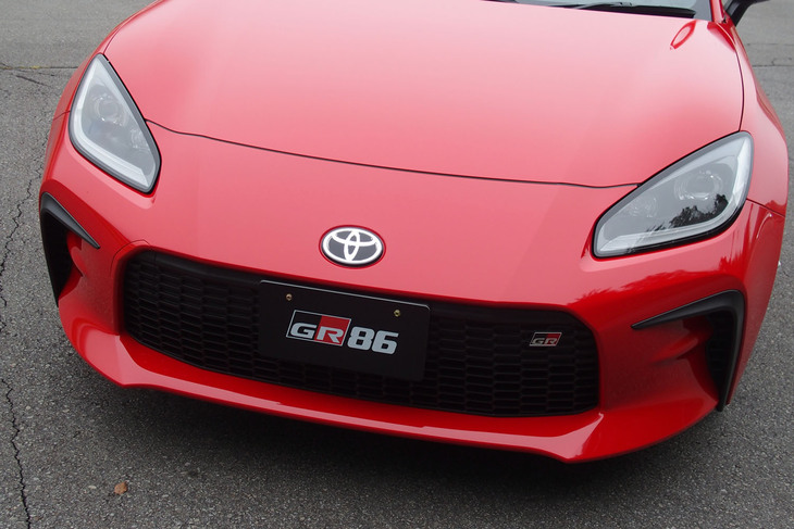 トヨタGR86 RZ“40th Anniversary limited”（フロントマスク）