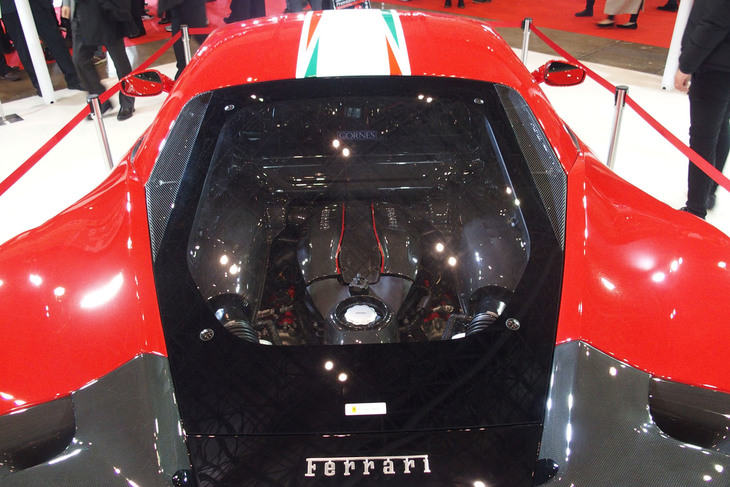 フェラーリ488ピスタ