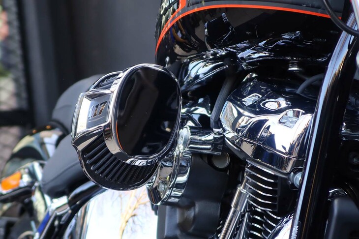 ハーレーダビッドソン・ブレイクアウト（エアクリーナー）