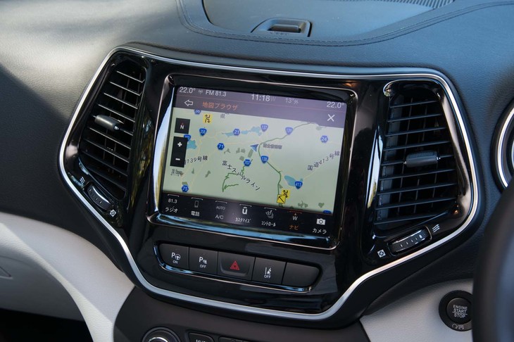 インフォテインメントシステムは「Apple CarPlay」と「Android Auto」に対応した、最新世代のものにアップデートされている。