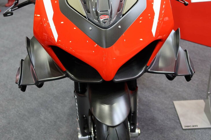 ドゥカティ・スーパーレッジェーラV4