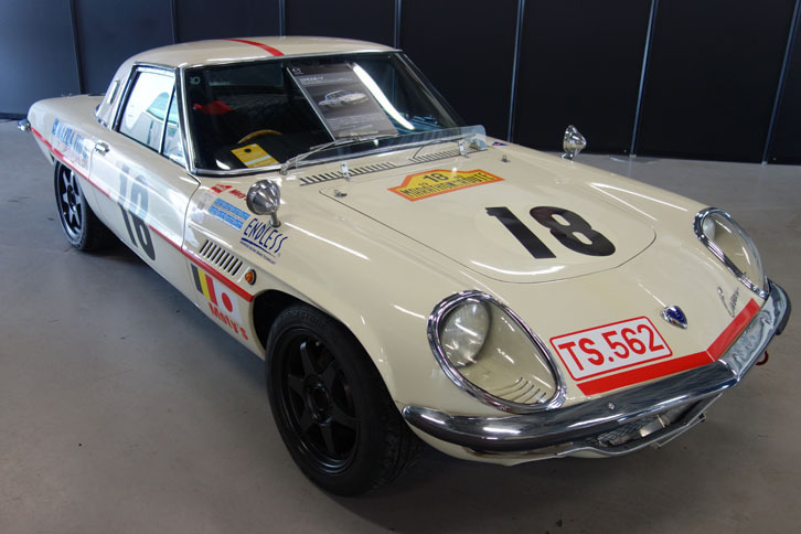 【レーシングマシン展示】「コスモスポーツ」 1968年マラソン・ド・ラ・ルート84時間レース仕様♯18。