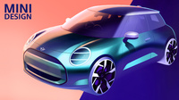 「MINIクーパー」のデザインスケッチ。この段階では、ヘッドランプからAピラーの根本に続くカタマリなど、各部の立体の主張が強めなデザインだったようだ。　
	渕野「新型の『MINIクーパー』はシンプルなデザインなので、『あまり主張が強いのは違うなぁ』と考え直したんじゃないでしょうか」