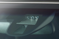 「シティブレーキアクティブシステム」のセンサー。
    