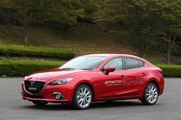 
	「マツダ3 SKYACTIV-CNGコンセプト」
	