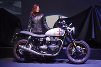 「トライアンフ・ストリートツイン」