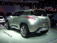 「日産TeRRA(テラ)」