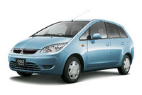 「コルトプラス」はFFモデルの燃費が向上した。