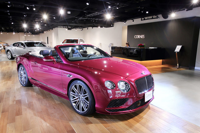 特価 ベントレー BENTLEY コーンズ CORNES 純正 車検証ケース コーンズ特選中古車 | CORNES 高級外車・中古車の購入なら