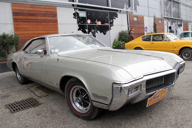 第292回 クジラクラウン のパンパーに思う 用を果たさぬ美 マッキナ あらモーダ Webcg