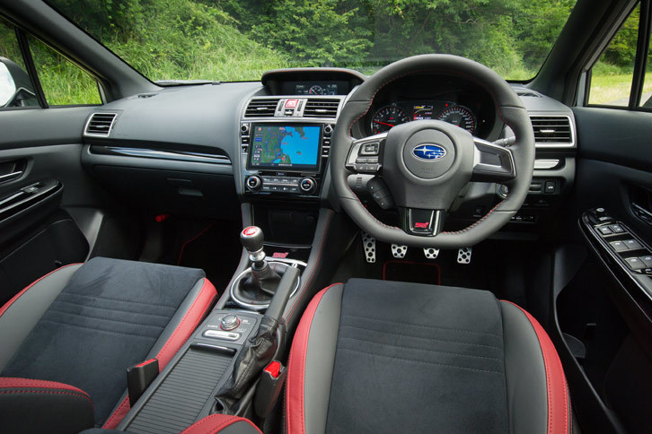 スバルWRX STI Type S