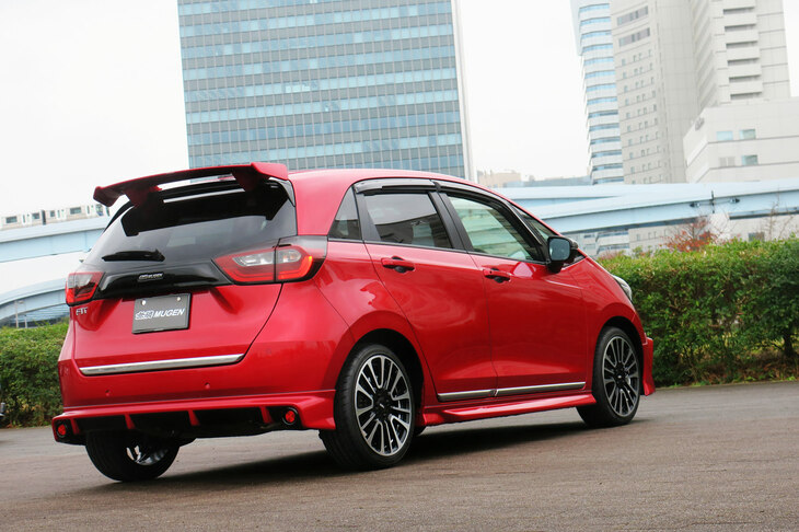 ホンダ・フィット リュクス 無限パーツ装着車（エクステリア）