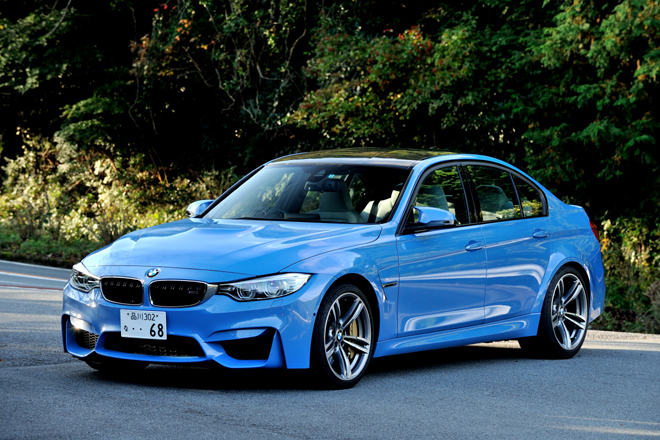 BMW M3セダン
    ボディーサイズ：全長×全幅×全高＝4685×1875×1430mm／ホイールベース：2810mm／車重：1640kg／駆動方式：FR／エンジン：3リッター直6 DOHC 24バルブ ツインターボ／トランスミッション：7AT／最高出力：431ps/7300rpm／最大トルク：56.1kgm/1850-5500rpm／タイヤ：（前）255/35R19 （後）275/35R19／車両本体価格：1104万円