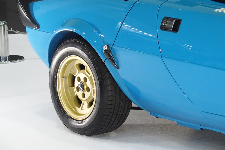 ランチア・ストラトスHFストラダーレ（1975年）