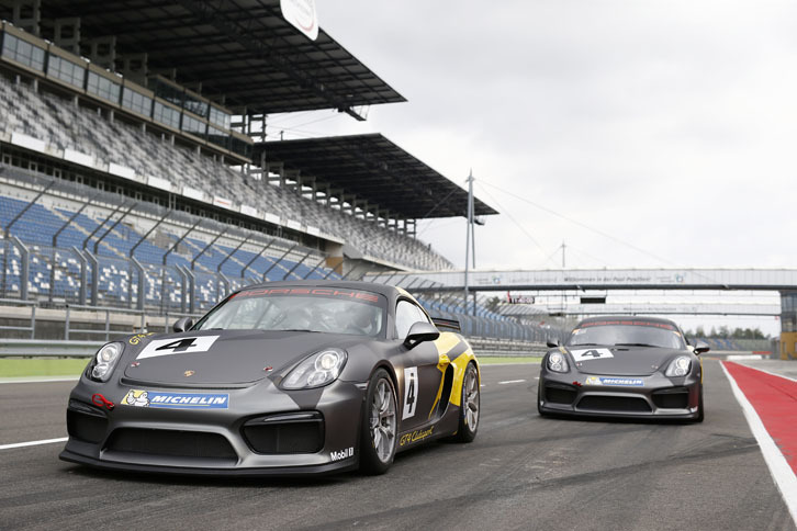 ポルシェ・ケイマンGT4クラブスポーツ